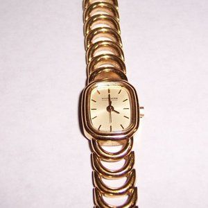 LADIES WITTNAUER BRACELET WATCH CK2446 0753